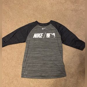 Nike MLB 3/4 sleeve dri-fit shirt